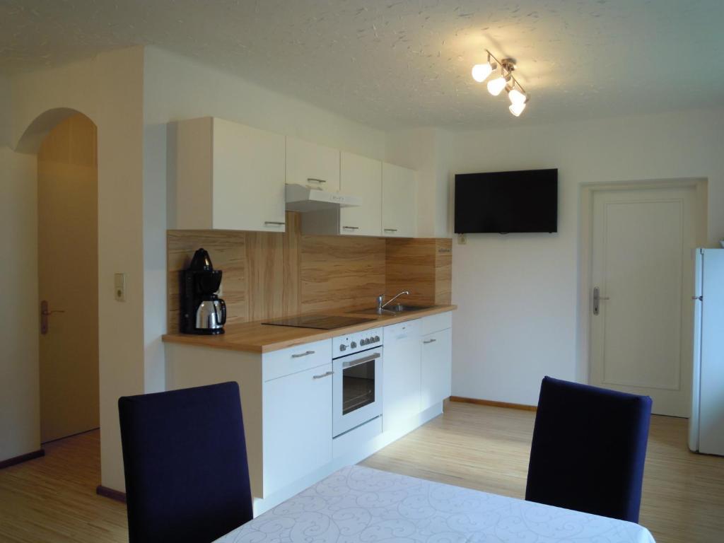 Ferienwohnungen Familie Jarnig Inge ゲルトシャッハ 部屋 写真